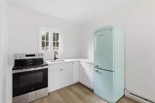 42 Orchard Ave, Barrington, RI 02806 - Photo 19