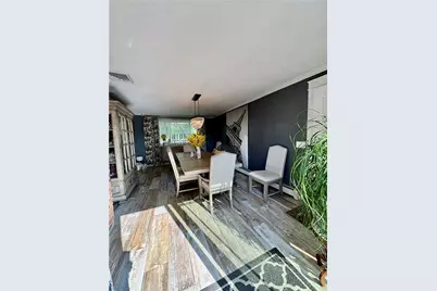 85 Commonwealth Avenue, Warwick, RI 02886 - Photo 15