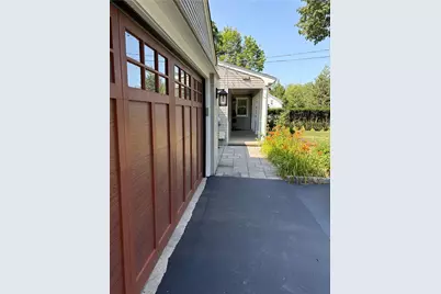 85 Commonwealth Avenue, Warwick, RI 02886 - Photo 5