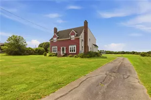 223 Oliphant Ln, Middletown, RI 02842 - Photo 1