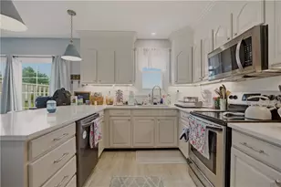 223 Oliphant Ln, Middletown, RI 02842 - Photo 3