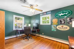 94 Wampanoag Trl, East Providence, RI 02915 - Photo 21