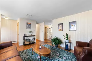 94 Wampanoag Trl, East Providence, RI 02915 - Photo 15