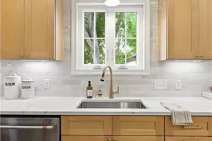 42 Orchard Ave, Barrington, RI 02806 - Photo 15