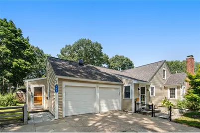 147 Riverside Drive, East Providence, RI 02915 - Photo 31