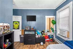553 Fairmount St, Woonsocket, RI 02895 - Photo 13