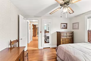48 Fairway Dr, Cranston, RI 02920 - Photo 17