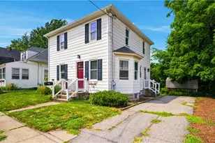 82 Dyer Ave, East Providence, RI 02915 - Photo 3