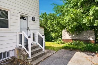 82 Dyer Avenue, East Providence, RI 02915 - Photo 5