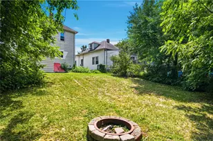 82 Dyer Ave, East Providence, RI 02915 - Photo 25