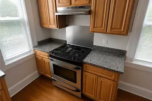 107 Ring St, Providence, RI 02909 - Photo 5