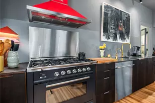 66 Halsey St, Providence, RI 02906 - Photo 17