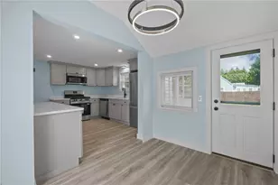 95 Harmony Ct, Warwick, RI 02889 - Photo 7
