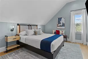 20 Summer St, Newport, RI 02840 - Photo 29