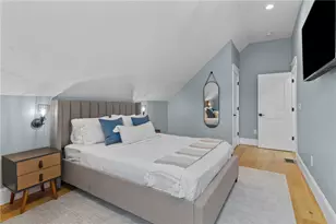 20 Summer St, Newport, RI 02840 - Photo 27