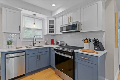 20 Summer Street #2, Newport, RI 02840 - Photo 13