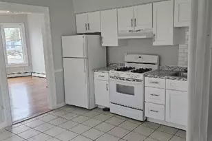 398 Broadway, Providence, RI 02860 - Photo 3