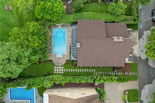 14 Maxcy Dr, Providence, RI 02906 - Photo 35