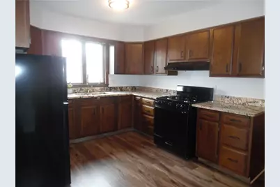 319 Main Street, Warren, RI 02885 - Photo 15