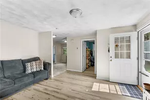 27 Faxon St, West Warwick, RI 02893 - Photo 7