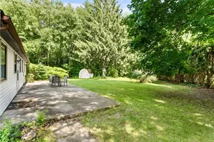 27 Faxon St, West Warwick, RI 02893 - Photo 23