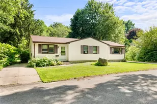 27 Faxon St, West Warwick, RI 02893 - Photo 3