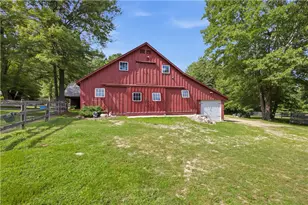 22 Burgess Rd, Foster, RI 02825 - Photo 3