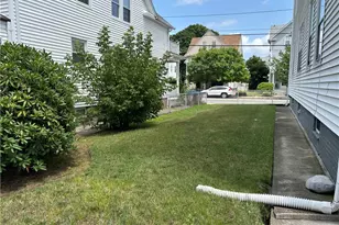 209 Webster Ave, Providence, RI 02909 - Photo 3