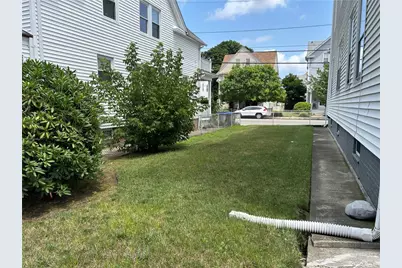 209 Webster Avenue, Providence, RI 02909 - Photo 3