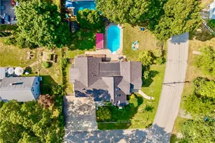 147 Riverside Dr, East Providence, RI 02915 - Photo 33