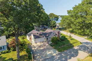 147 Riverside Dr, East Providence, RI 02915 - Photo 1