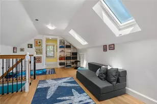 147 Riverside Dr, East Providence, RI 02915 - Photo 15