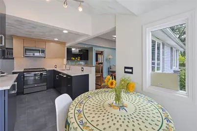 205 Waterman Avenue, North Providence, RI 02911 - Photo 17