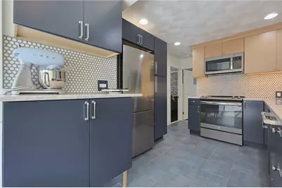 205 Waterman Avenue, North Providence, RI 02911 - Photo 15