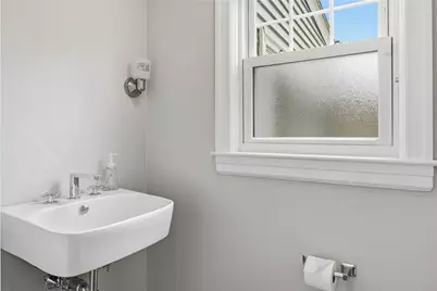 26 Tryon Avenue, East Providence, RI 02916 - Photo 23