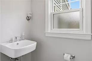 26 Tryon Ave, East Providence, RI 02916 - Photo 23