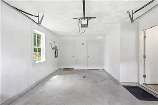 12 Park Ave, Narragansett, RI 02882 - Photo 27