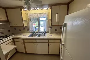 54 Furlong St, Cranston, RI 02920 - Photo 11