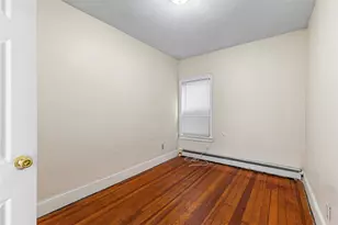 138 Garden St, Pawtucket, RI 02860 - Photo 7