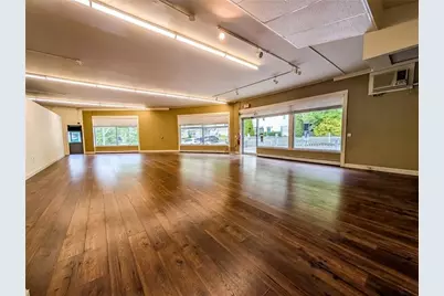 5 Church Street, West Warwick, RI 02893 - Photo 3