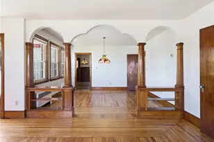 247 W Main Rd, Middletown, RI 02842 - Photo 1