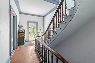 124 Vinton St, Providence, RI 02909 - Photo 19