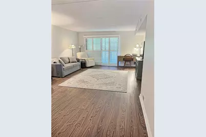 650 East Greenwich Avenue #7-109, West Warwick, RI 02893 - Photo 5