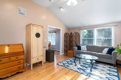 26 High Street, North Kingstown, RI 02852 - Photo 9