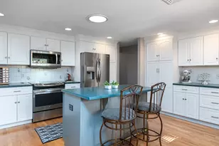 26 High St, North Kingstown, RI 02852 - Photo 3