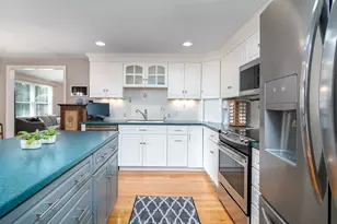 26 High St, North Kingstown, RI 02852 - Photo 5
