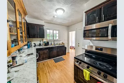 1423 Manville Road #1, Woonsocket, RI 02895 - Photo 9