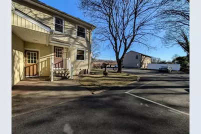 1423 Manville Road #1, Woonsocket, RI 02895 - Photo 3