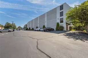 143 Hoffman Ave, Cranston, RI 02920 - Photo 3