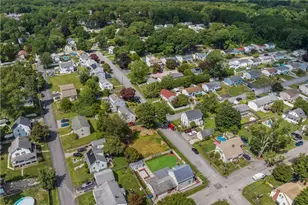 78 Highland Ave, Johnston, RI 02919 - Photo 5